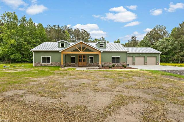 8374 D Rolfe Hwy, Dendron, VA 23839
