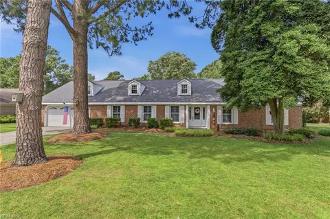2209 W Admiral Dr, Virginia Beach, VA 23451