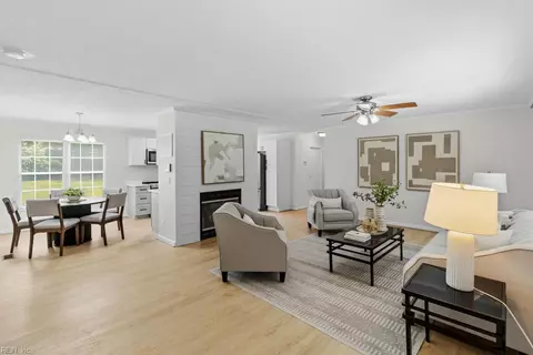Living - 3864 Cappahosic Rd, Gloucester, VA 23061 photo 1 of 4