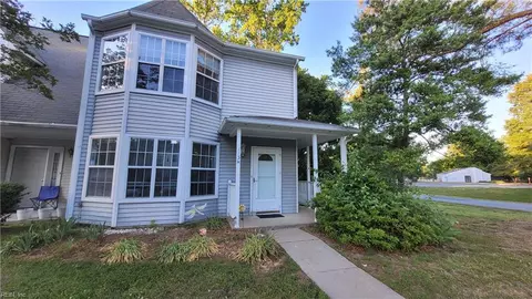 115 Heather Way #H, Yorktown, VA 23693