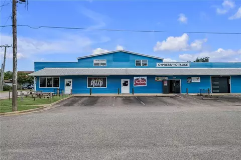 637 10th St, Virginia Beach, VA 23451