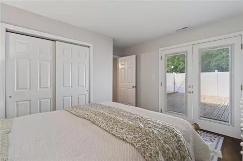 Bedroom - 91 Madison Chse Chase, Hampton, VA 23666 photo 2 of 2