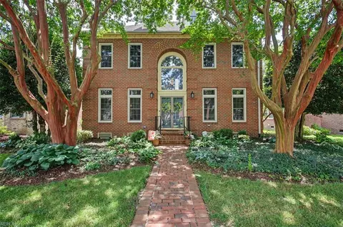 1521 Bordeaux Pl, Norfolk, VA 23509