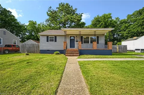 300 Dwight Dr, Portsmouth, VA 23704