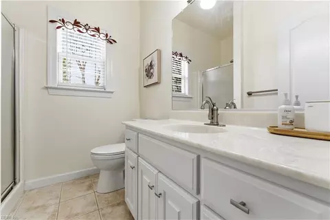 Bath - 3932 Colony Pointe Dr, Chesapeake, VA 23321 photo 1 of 8