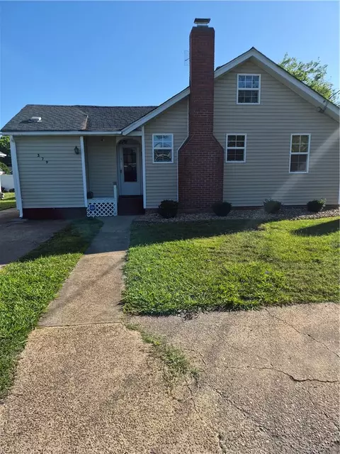 379 Schley Ave, Hampton, VA 23661