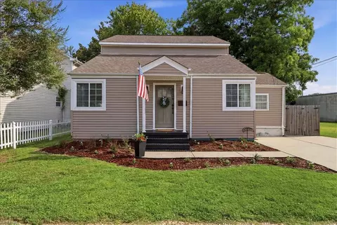 4508 Guam St, Virginia Beach, VA 23455