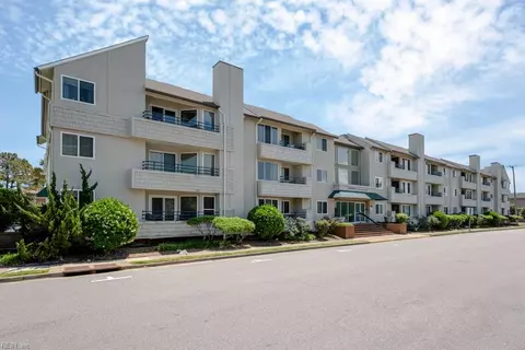 304 28th St # 110, Virginia Beach, VA 23451