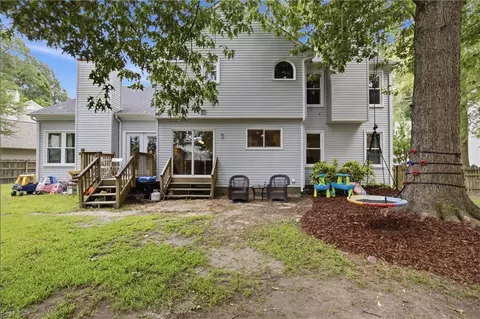 Exterior - 3236 Bentham Ln, Chesapeake, VA 23321 photo 5 of 12