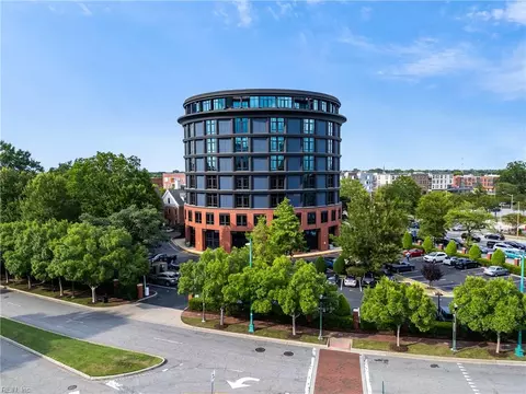 415 Saint Pauls Blvd #403, Norfolk, VA 23510