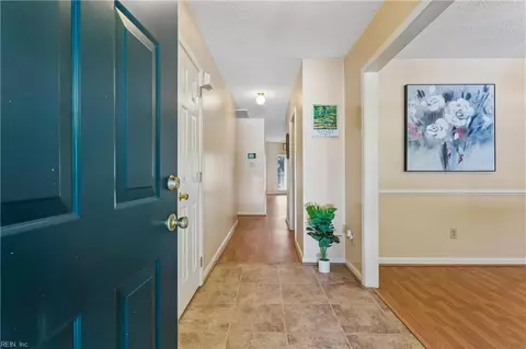 Entry Way - 2 Stella June Ln, Hampton, VA 23666 photo 1 of 3