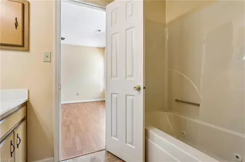 Entry Way - 2 Stella June Ln, Hampton, VA 23666 photo 3 of 3