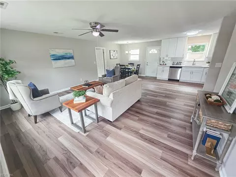 800 Churchill Dr, Virginia Beach, VA 23464