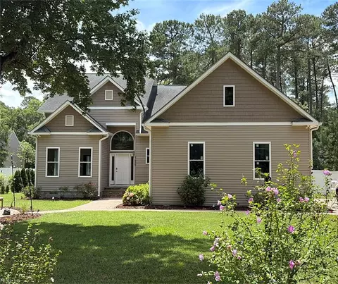 7609 Beechwood Dr, Lanexa, VA 23089