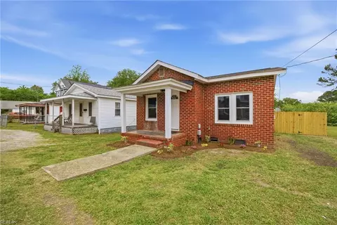 Other - 302 N 5th St, Suffolk, VA 23434 photo 2 of 10