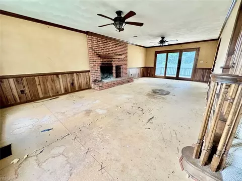 1254 Winfall Dr, Chesapeake, VA 23323 photo 3