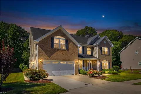 509 Hanbury Rd W, Chesapeake, VA 23322