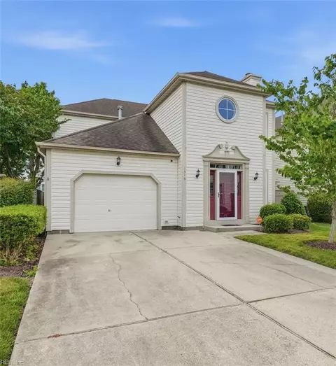1519 Tallwood Cir, Chesapeake, VA 23320