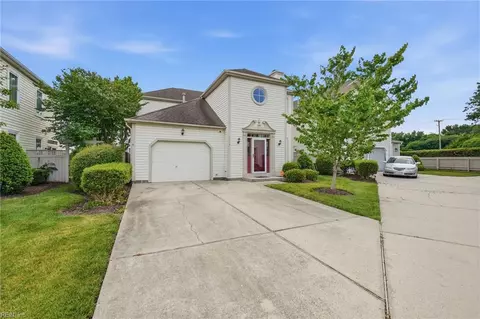 1519 Tallwood Cir, Chesapeake, VA 23320