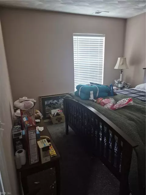Bedroom - 22 Frazier Ct, Hampton, VA 23666 photo 2 of 4