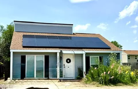3806 Sugar Creek Cir, Portsmouth, VA 23703
