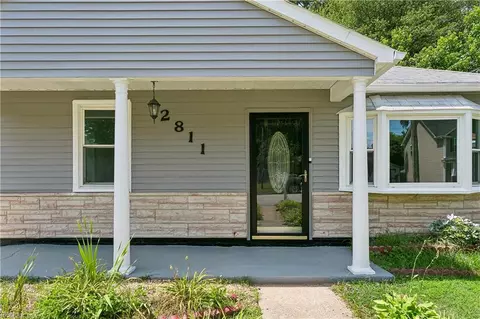 2811 Ryland Rd, Hampton, VA 23661 photo 2