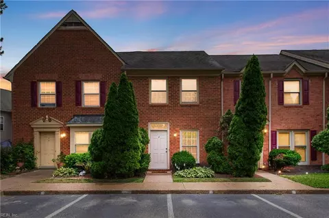 924 Lucas Creek Rd #2, Newport News, VA 23608