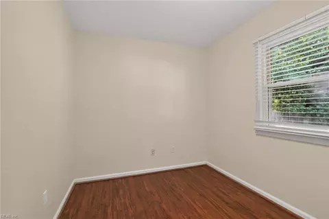 Bedroom - 120 Downes St, Hampton, VA 23663 photo 5 of 6