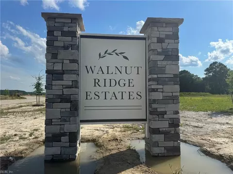 2020 Tucker Ln S, Chesapeake, VA 23322