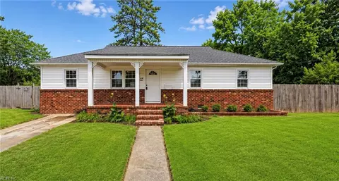 5536 Macon Ct, Norfolk, VA 23513