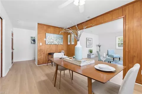 Dining - 98 Fort Worth St, Hampton, VA 23669 photo 7 of 7