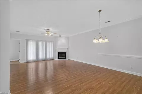 128 Genoa Dr #19, Hampton, VA 23664 photo 12
