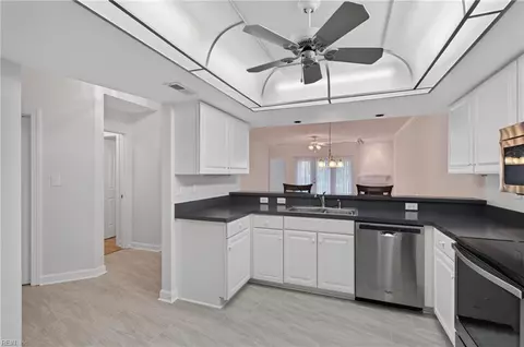 128 Genoa Dr #19, Hampton, VA 23664 photo 7