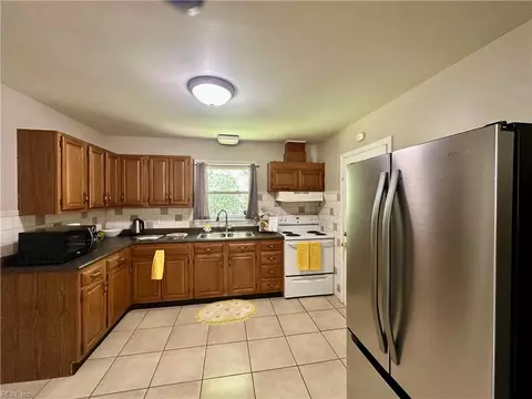 Other - 608 Cromer Ct, Hampton, VA 23661 photo 4 of 16