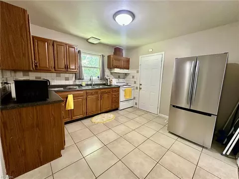 Other - 608 Cromer Ct, Hampton, VA 23661 photo 3 of 16