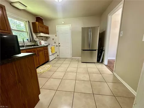 Other - 608 Cromer Ct, Hampton, VA 23661 photo 5 of 16