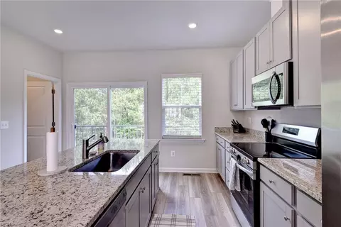 Kitchen - 5885 Ginger Dr, Providence Forge, VA 23140 photo 3 of 5