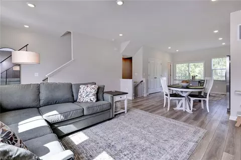 Living - 5885 Ginger Dr, Providence Forge, VA 23140 photo 3 of 3