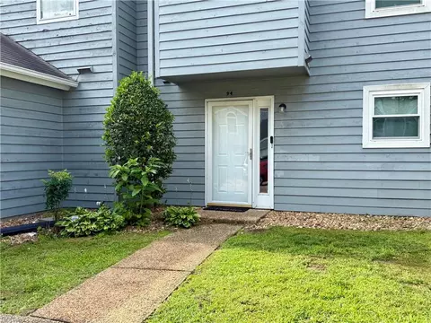 Exterior - 94 Madison Chse Chase, Hampton, VA 23666 photo 2 of 3