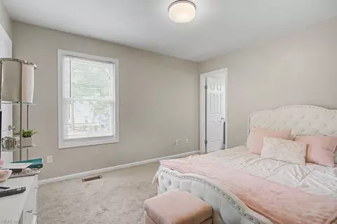 Bedroom - 94 Madison Chse Chase, Hampton, VA 23666 photo 1 of 4