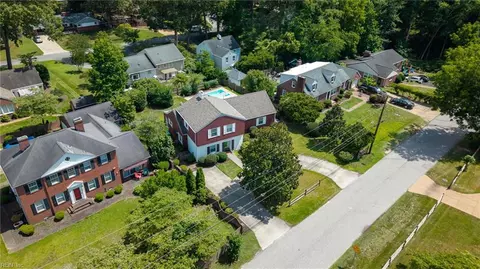 239 Shoe Ln, Newport News, VA 23606