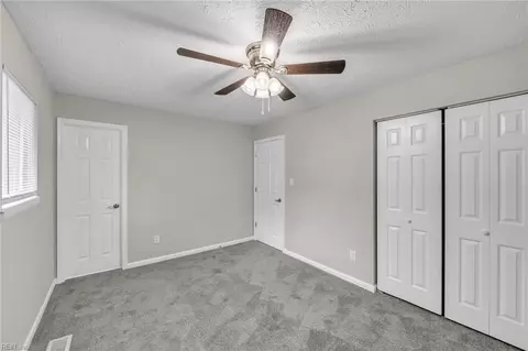 Bedroom - 1820 Bay Ave, Hampton, VA 23661 photo 4 of 16
