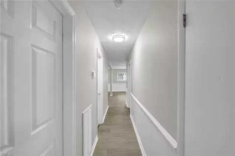 Entry Way - 1820 Bay Ave, Hampton, VA 23661 photo 7 of 7