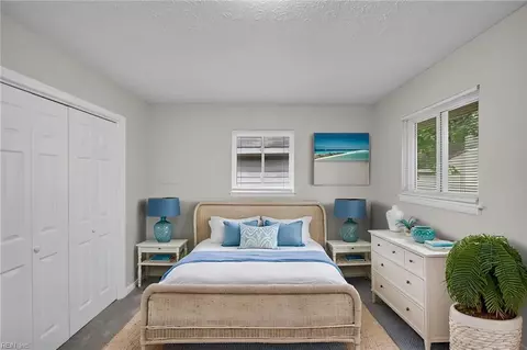 Bedroom - 1820 Bay Ave, Hampton, VA 23661 photo 9 of 16