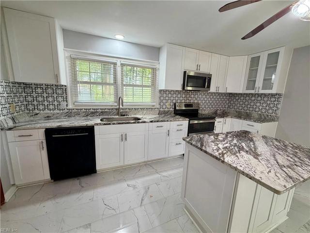 1452 E Pembroke Ave, Hampton, VA 23663