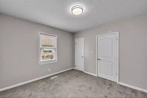 107 Hill St, Hampton, VA 23661 photo 29