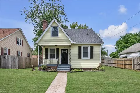 107 Hill St, Hampton, VA 23661 photo 2
