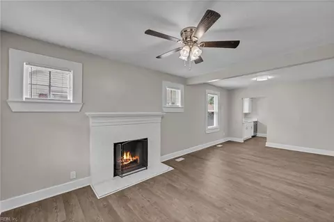 107 Hill St, Hampton, VA 23661 photo 12