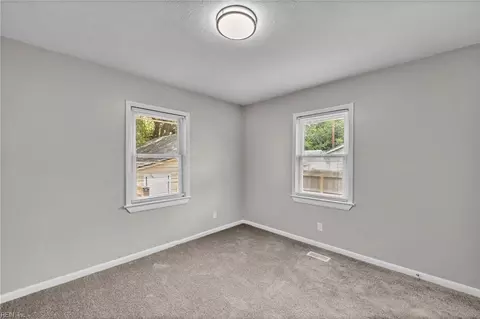 107 Hill St, Hampton, VA 23661 photo 27