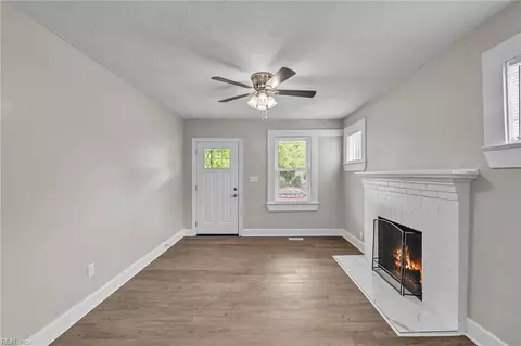 107 Hill St, Hampton, VA 23661 photo 15